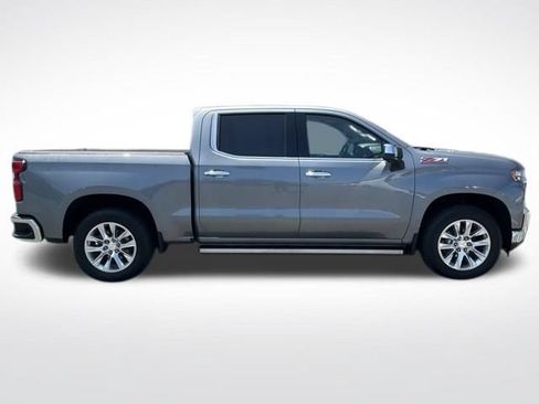 Used 2022 Chevrolet Silverado 1500 LTZ w/ LTZ Premium Package AWD/4WD image 8