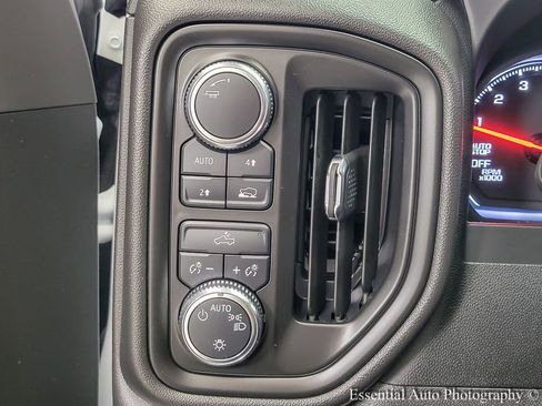 Used 2024 GMC Sierra 1500 Pro w/ Pro Value Package image 17