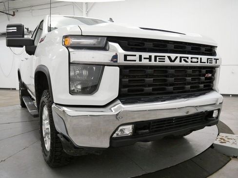 Used 2023 Chevrolet Silverado 2500 LT w/ Convenience Package image 37