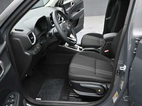 New 2026 Hyundai Venue SEL FWD image 16