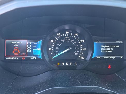 Used 2022 Ford Edge SE image 12