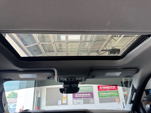 Certified 2024 GMC Sierra 1500 Denali w/ Technology Package image 20