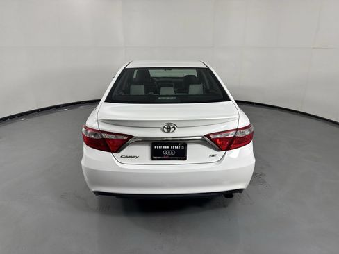 Used 2017 Toyota Camry SE FWD image 33