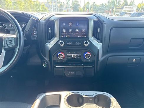 Used 2022 GMC Sierra 1500 SLE AWD/4WD image 25