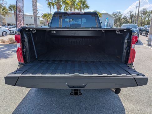 Certified 2022 Chevrolet Silverado 2500 High Country w/ Safety Package II image 18