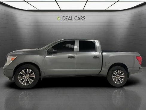 Used 2017 Nissan Titan S AWD/4WD image 8
