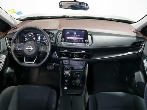 Used 2023 Nissan Rogue S FWD image 19