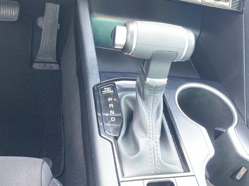 Used 2023 Kia K5 LXS image 24