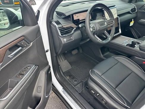 New 2026 GMC Acadia Denali w/ Super Cruise Package AWD/4WD image 19
