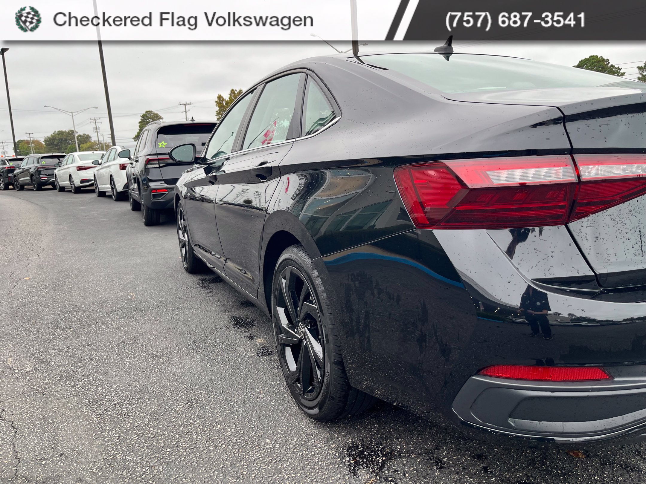 Used 2026 Volkswagen Jetta SE FWD image 6