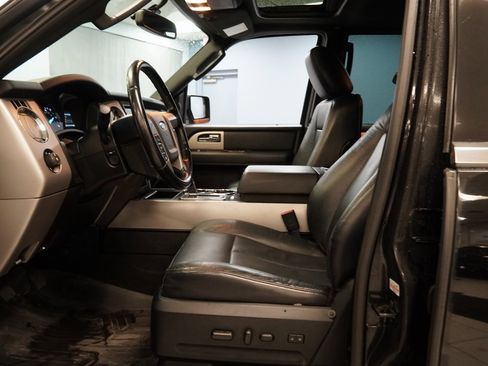 Used 2017 Ford Expedition EL Limited w/ Equipment Group 301A image 4