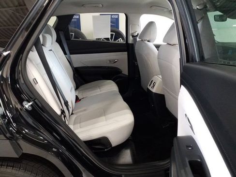 Used 2025 Hyundai Tucson SEL FWD image 15