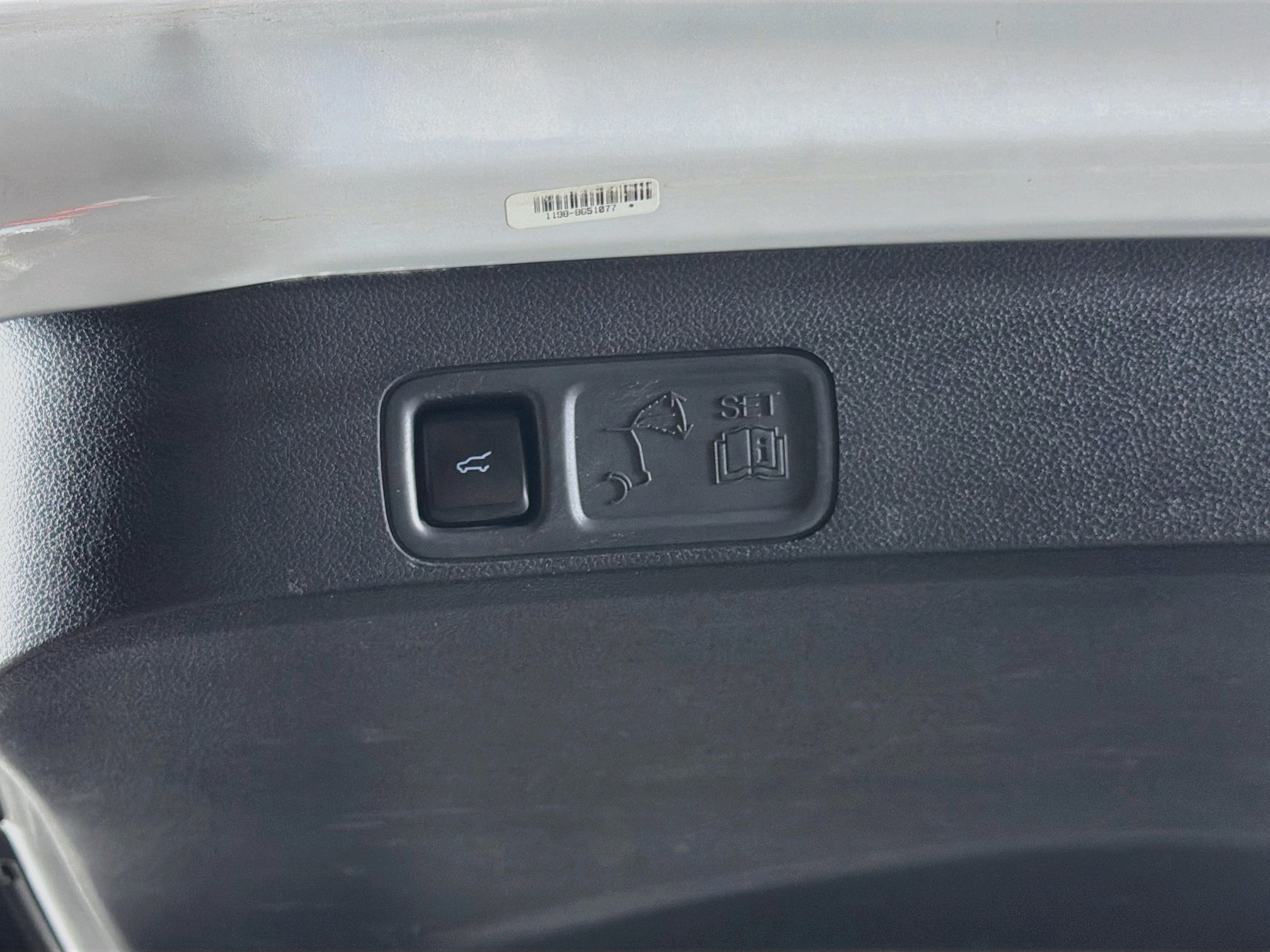 Used 2024 Ford Expedition Limited RWD image 32
