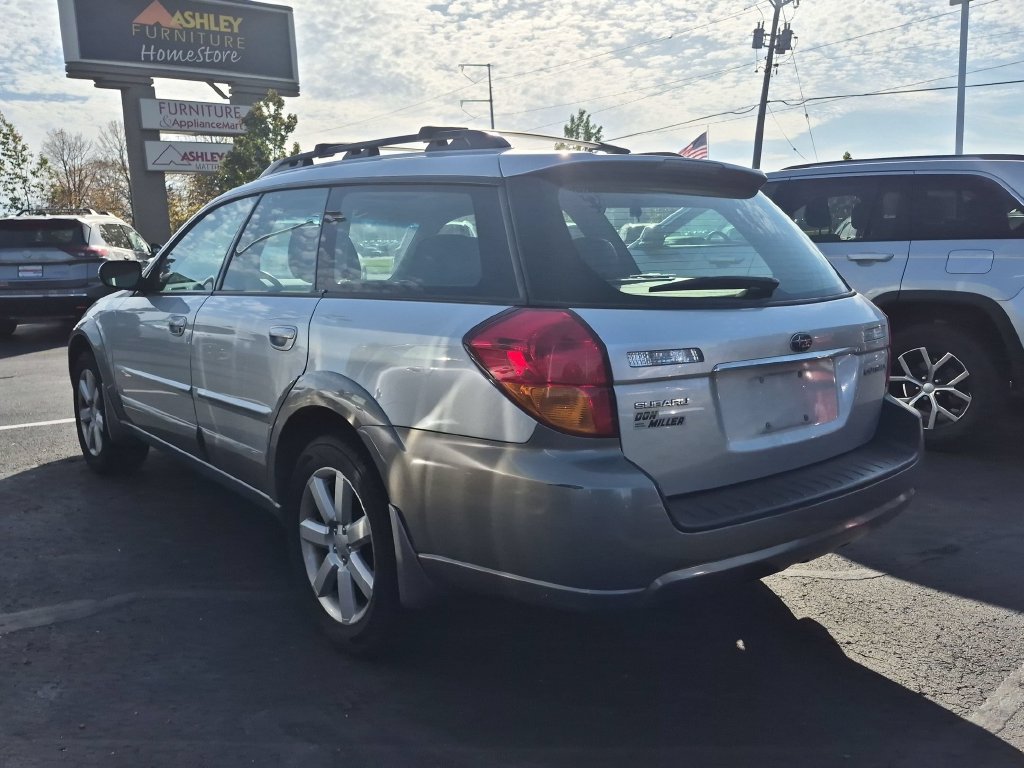 Used 2006 Subaru Outback 2.5i Limited AWD/4WD image 3