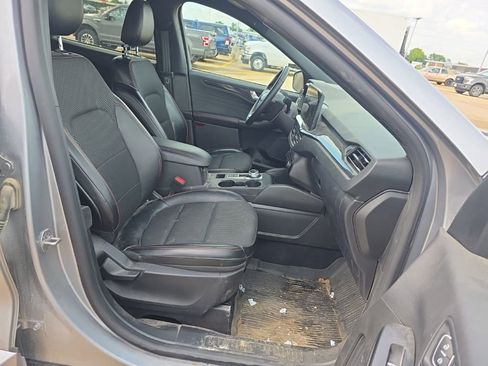 Used 2024 Ford Escape ST-Line w/ Tech Pack #1 AWD/4WD image 15