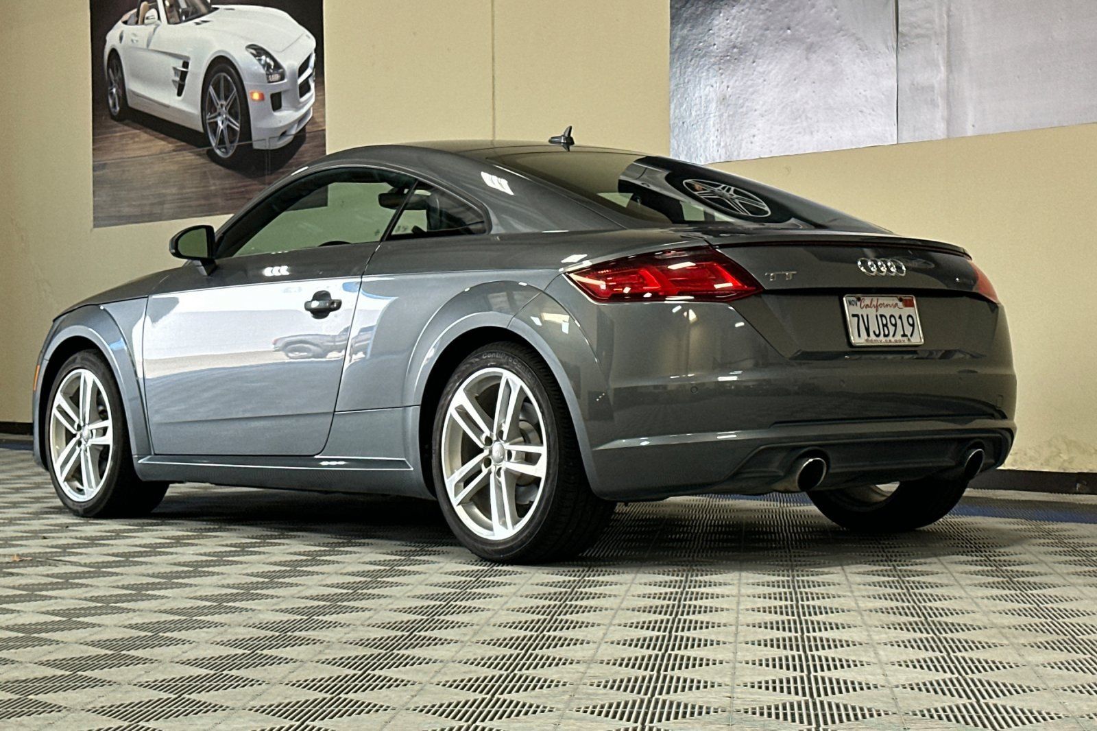 Used 2017 Audi TT 2.0T AWD/4WD image 6