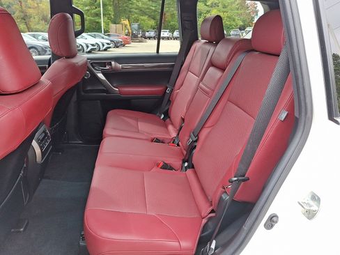 Used 2023 Lexus GX 460 Premium image 11
