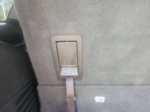 Used 2019 Chevrolet Tahoe LT image 32