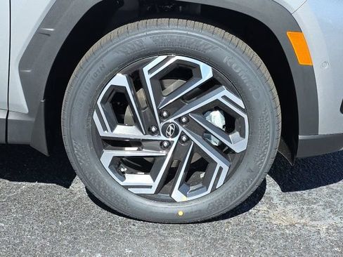 Certified 2026 Hyundai Tucson Limited FWD image 28