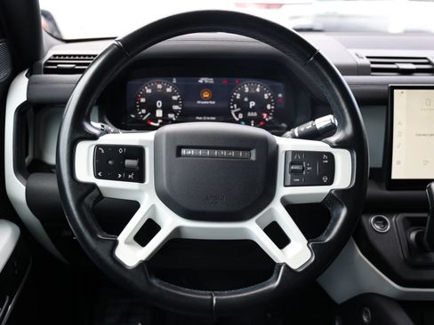 Used 2022 Land Rover Defender 110 S AWD/4WD image 14