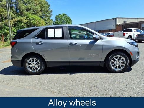 Used 2024 Chevrolet Equinox LT AWD/4WD image 24