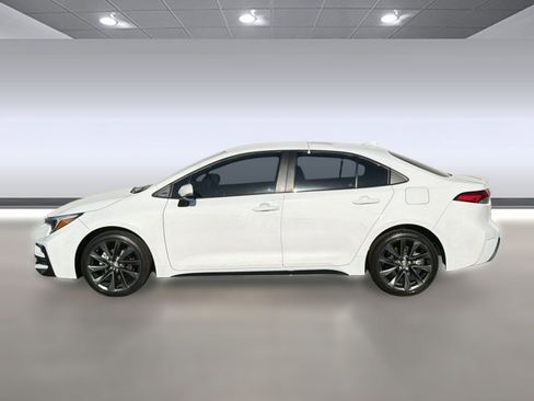 Certified 2023 Toyota Corolla SE image 2