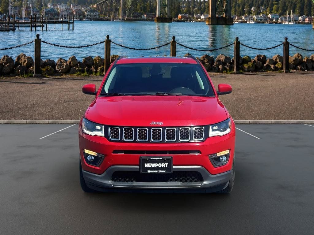 Used 2020 Jeep Compass Latitude w/ Popular Equipment Group FWD image 2