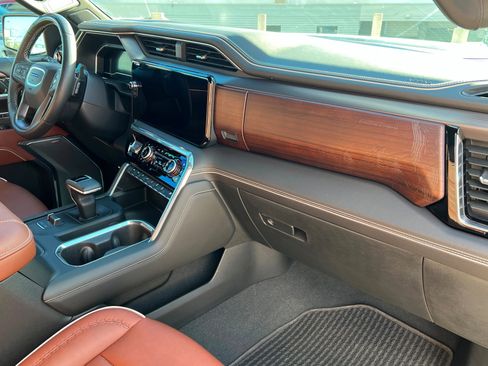 Used 2023 GMC Sierra 1500 Denali Ultimate image 23