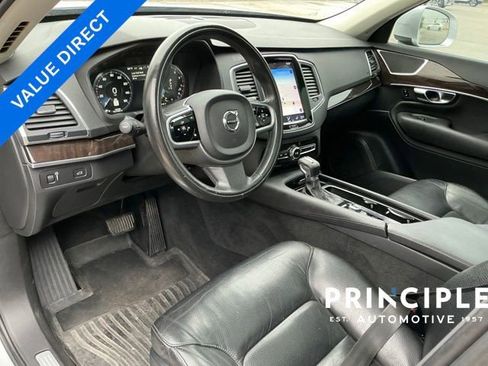 Used 2019 Volvo XC90 T6 Momentum w/ Protection Package Premier AWD/4WD image 24