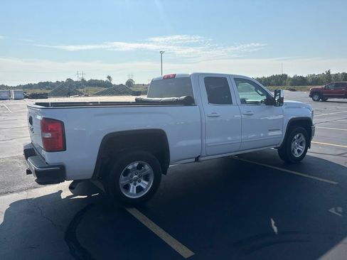 Used 2017 GMC Sierra 1500 SLE w/ SLE Value Package AWD/4WD image 10