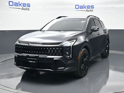 Certified 2026 Kia Sportage X-Line w/ X-Line Premium Package image 4