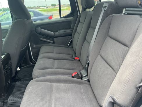 Used 2010 Ford Explorer Sport Trac XLT RWD image 8