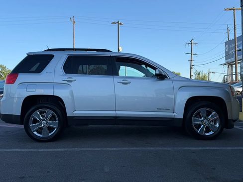 Used 2015 GMC Terrain SLT w/ Open Road Package FWD image 4