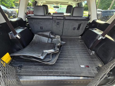 Used 2015 Lexus GX 460 w/ Premium Package image 29