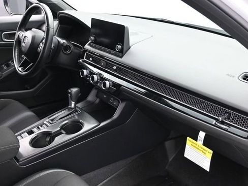 Used 2024 Honda Civic Sport image 27