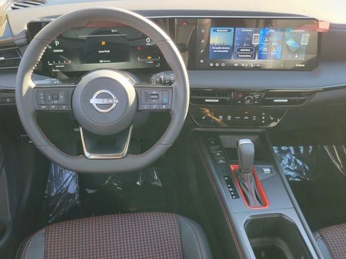 New 2026 Nissan Kicks SR w/ SR Premium Package image 5