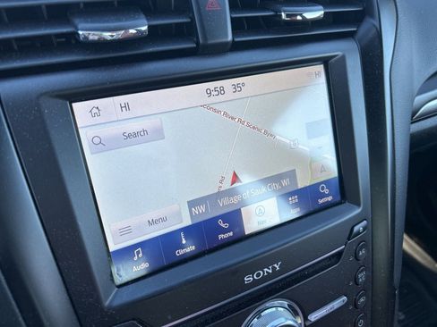 Used 2019 Ford Fusion Titanium image 18