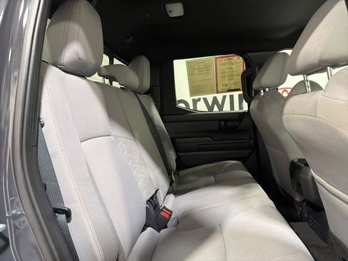 Used 2025 Toyota Tacoma SR5 AWD/4WD image 13