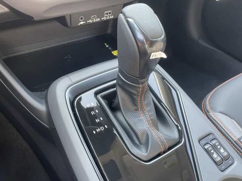 New 2025 Subaru Crosstrek 2.5i Limited w/ Popular Package #4A image 14