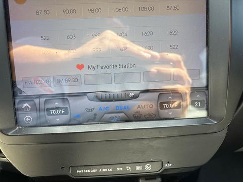 Used 2016 Ford F150 XLT w/ Trailer Tow Package image 13