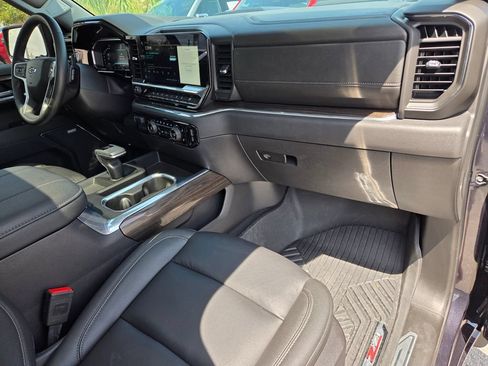 Used 2024 Chevrolet Silverado 1500 LT Trail Boss w/ Convenience Package II AWD/4WD image 21