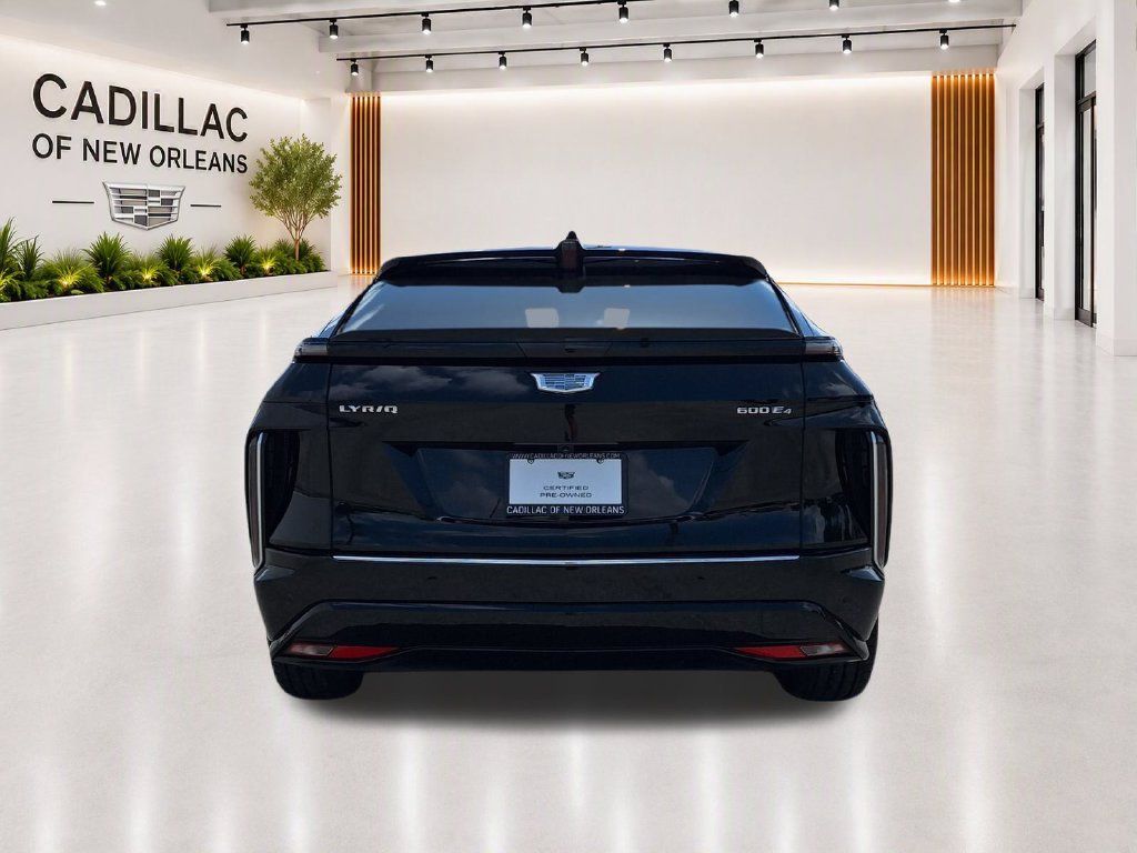 Certified 2024 Cadillac Lyriq Tech w/ Driver Assist Package AWD/4WD image 4