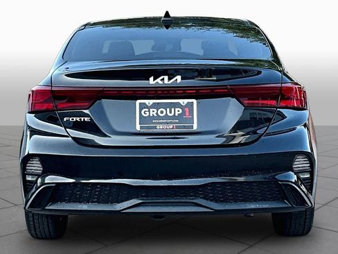 Used 2024 Kia Forte LXS FWD image 5