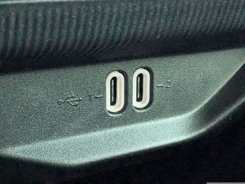 New 2026 Jeep Cherokee Limited image 25