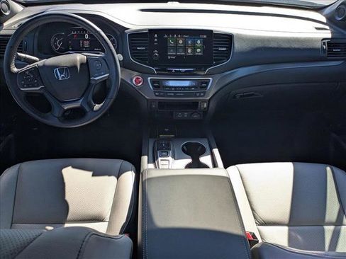 Used 2025 Honda Passport EX-L image 16