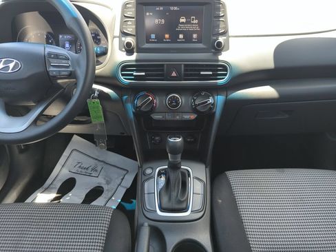 Used 2020 Hyundai Kona SE FWD image 25