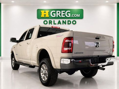 Used 2022 RAM 2500 Laramie AWD/4WD image 2