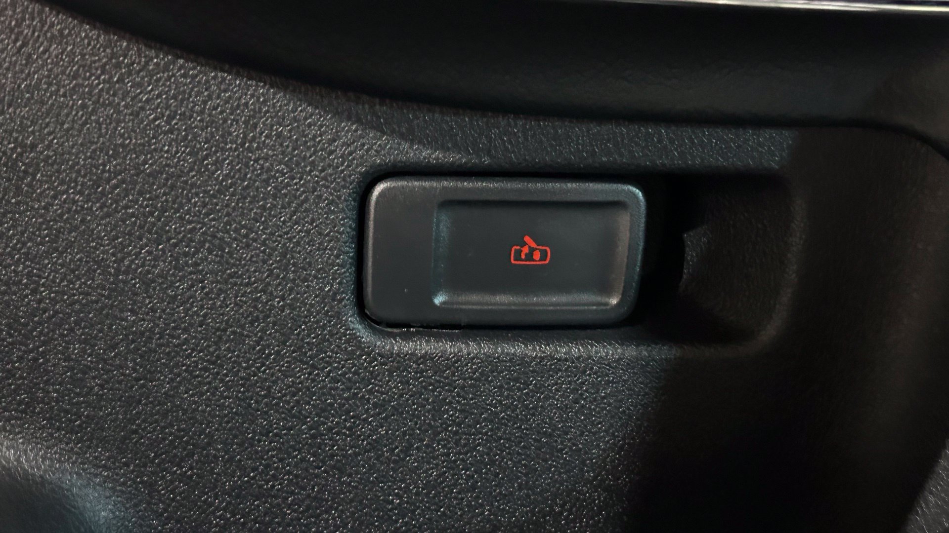 Used 2026 Lincoln Aviator Black Label AWD/4WD image 41