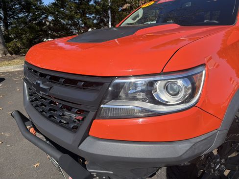 Used 2019 Chevrolet Colorado ZR2 w/ ZR2 Dusk Special Edition image 6