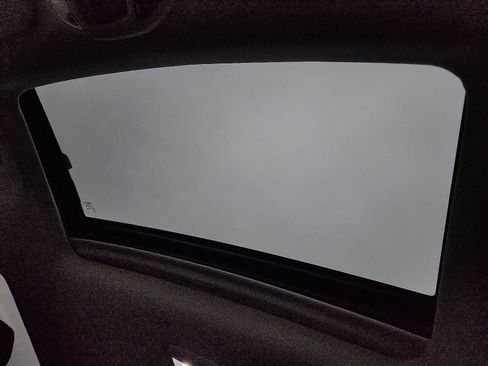 Used 2025 Subaru Outback Touring XT image 14